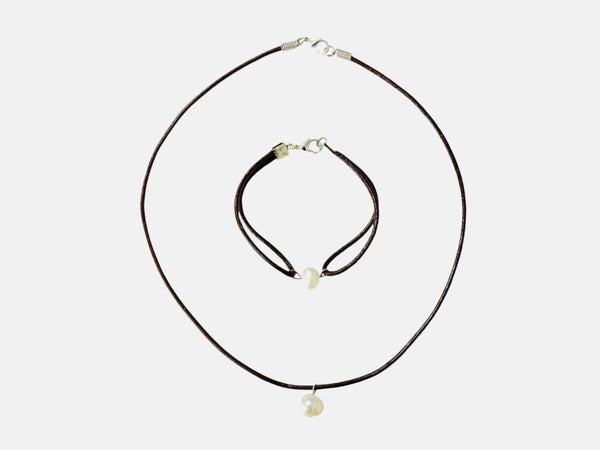 Freshwater Pearl with Leather Band Set (Dark Brown)