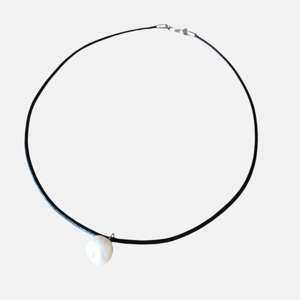 Freshwater Pearl with Leather Band Set (Black Leather)